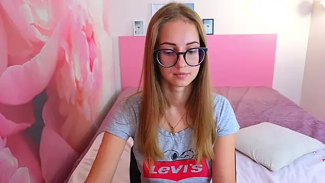 AliceAdams online show from 29, 9, 2025