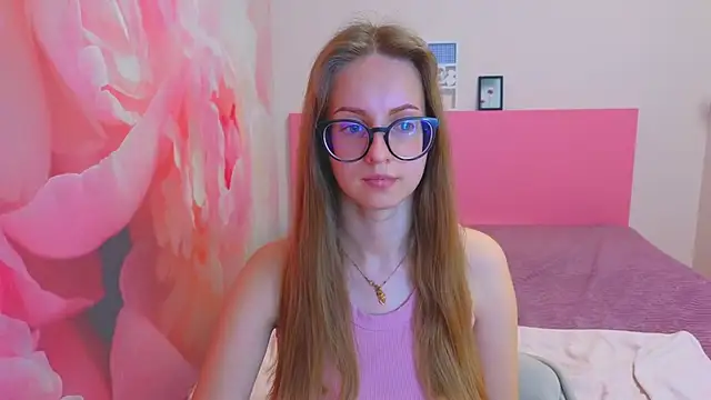 AliceAdams online show from 6, 5, 2026