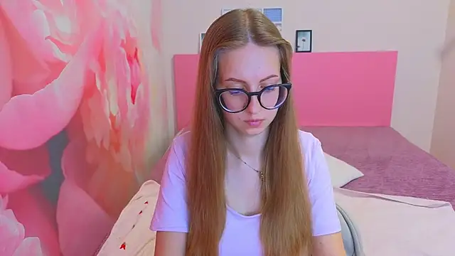 AliceAdams online show from 2, 5, 2026