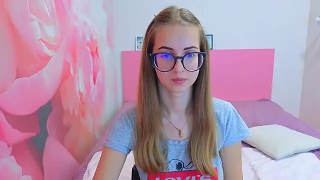 AliceAdams online show from 15, 11, 2025