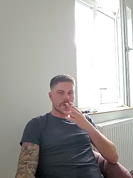 Snapshot of RiskyBoyMike chatting on 13, 3, 2025 RiskyBoyMike online show from 13, 3, 2025