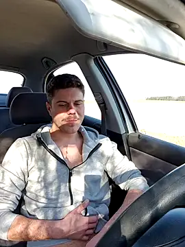 Snapshot of RiskyBoyMike chatting on 26, 1, 2025 RiskyBoyMike online show from 26, 1, 2025