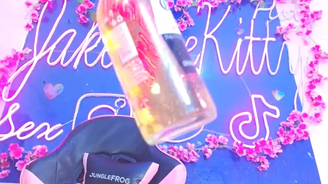 JakelineKitty online show from 23, 12, 2025