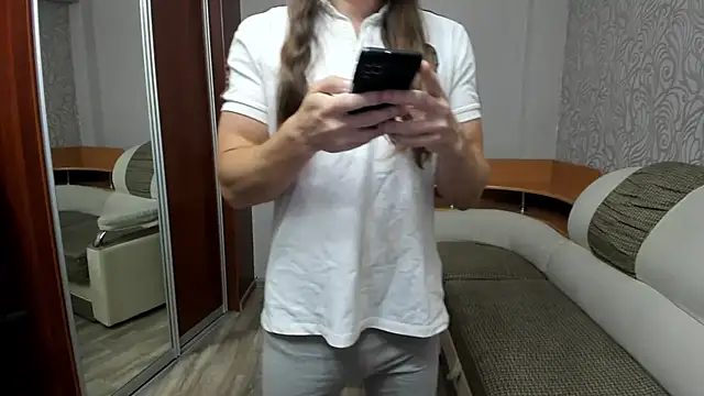 Marrymepls online show from 2, 10, 2025