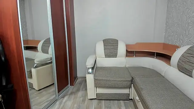 Marrymepls online show from 3, 12, 2025