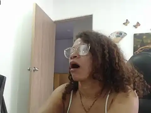 BustyMilf  online show from 19, 3, 2025