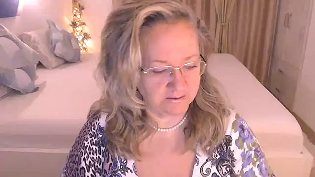 Raisshy online show from 4, 11, 2025