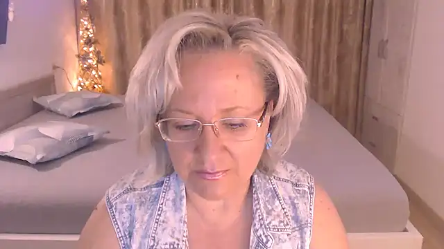 Snapshot of Raisshy chatting on 10, 7, 2026 Raisshy online show from 10, 7, 2026