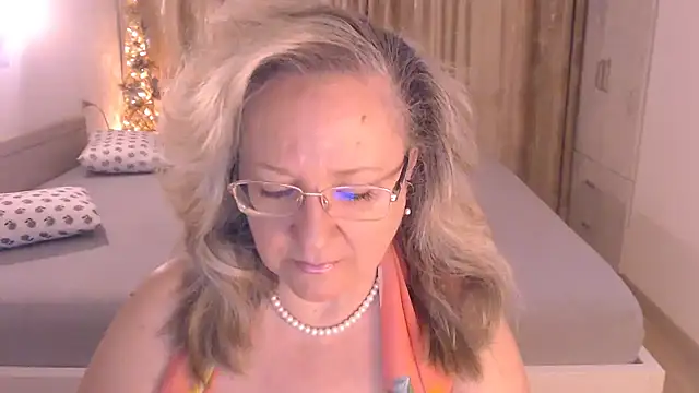 Snapshot of Raisshy chatting on 9, 7, 2026 Raisshy online show from 9, 7, 2026