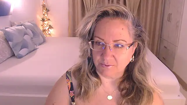 Raisshy online show from 5, 11, 2025