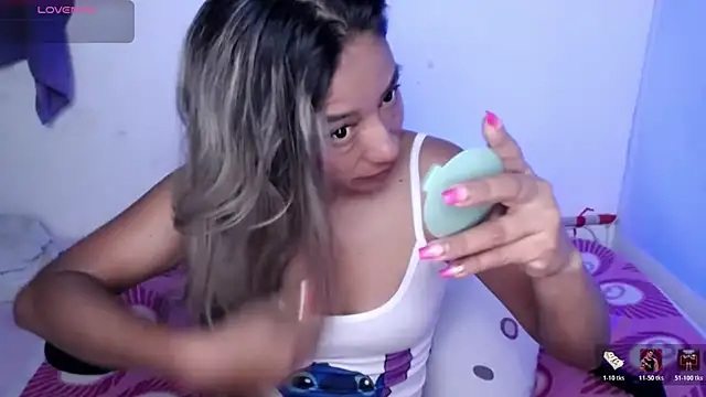 ninatiny online show from 7, 4, 2026