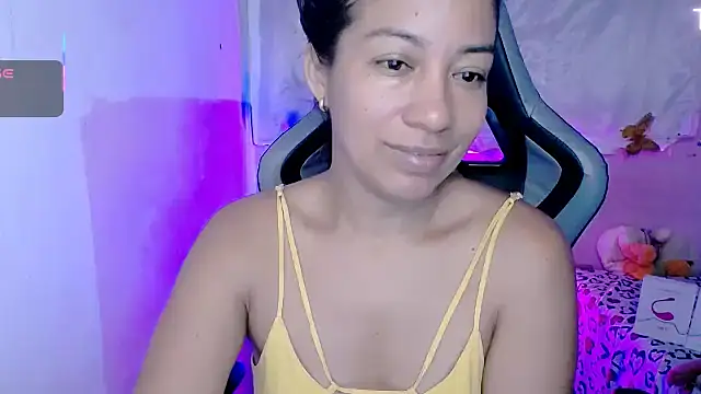 ninatiny online show from 6, 10, 2025