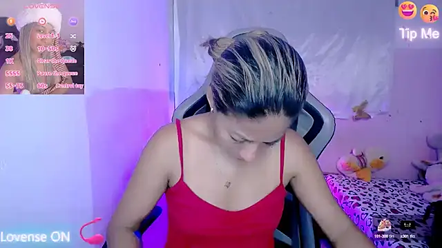 ninatiny online show from 23, 9, 2025