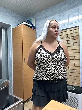 SabinaSweety online show from 7, 10, 2025