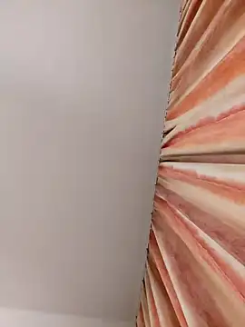 Szandi1984 online show from 25, 12, 2024