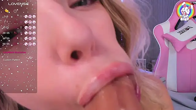 VirginChloe online show from 3, 10, 2025