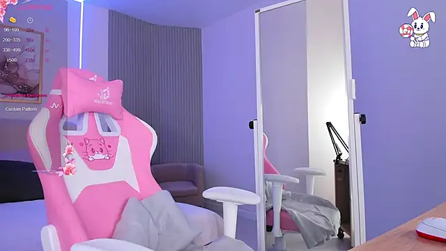 VirginChloe online show from 4, 11, 2025