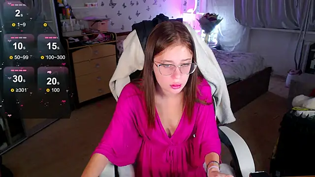 Kira honeyy online show from 10, 10, 2025