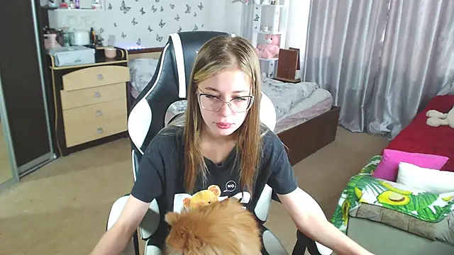 Kira honeyy online show from 22, 3, 2025