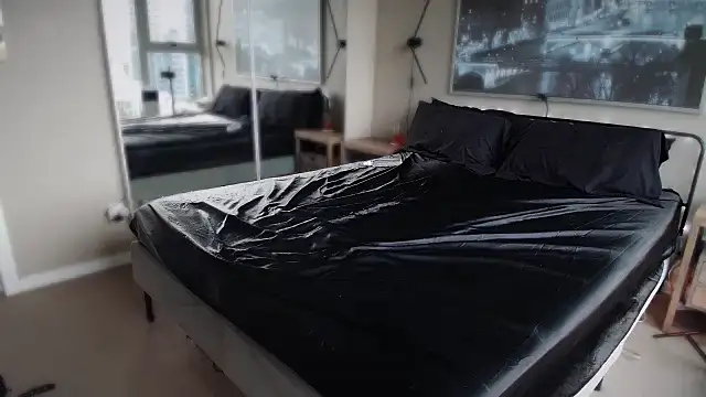 MikyFoxx online show from 14, 11, 2025