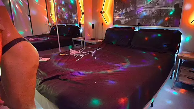 MikyFoxx online show from 13, 1, 2026