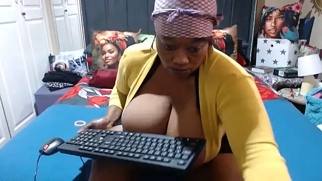 BUSTYDEE online show from 12, 5, 2026