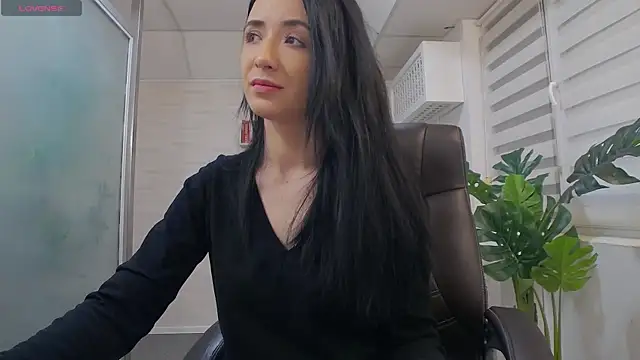 GlamKate online show from 14, 3, 2025