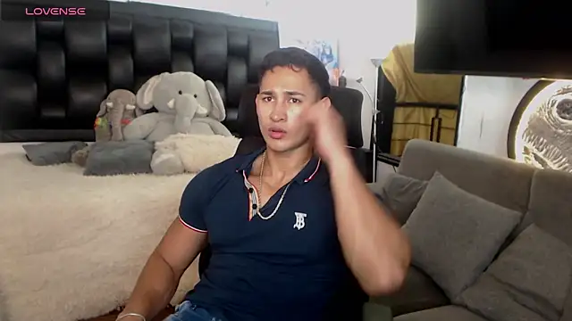 BenjaminCooperk online show from 10, 5, 2026