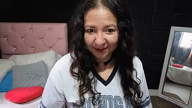 Snapshot of katifoxx chatting on 29, 6, 2026 katifoxx online show from 29, 6, 2026
