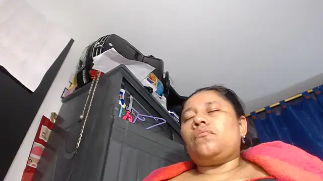 adrixxx38 online show from 6, 1, 2026