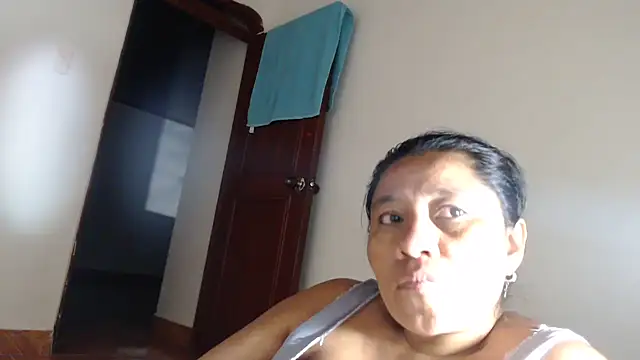 Snapshot of adrixxx38 chatting on 19, 6, 2026 adrixxx38 online show from 19, 6, 2026