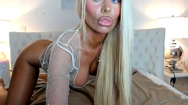 JessicaJames23 online show from 14, 12, 2025