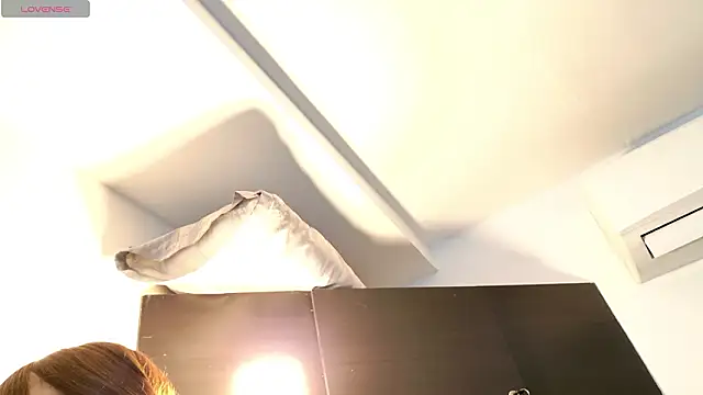 zarahdivousi online show from 16, 3, 2026