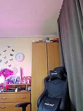 Hotangel75 online show from 2, 10, 2025