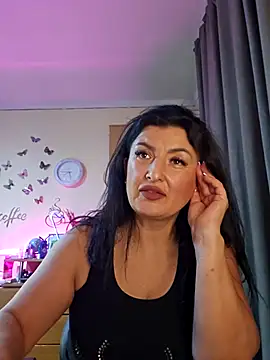 Hotangel75 online show from 2, 11, 2025