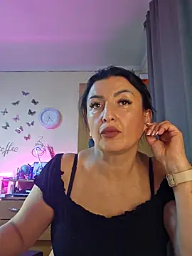 Hotangel75 online show from 27, 10, 2025