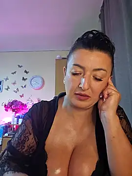 Hotangel75 online show from 4, 10, 2025