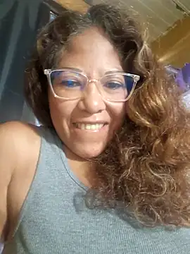 Snapshot of mila38 chatting on 13, 9, 2025 mila38 online show from 13, 9, 2025