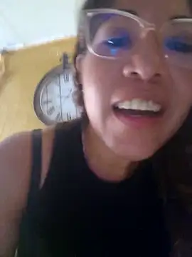 Snapshot of mila38 chatting on 31, 10, 2025 mila38 online show from 31, 10, 2025