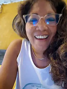 Snapshot of mila38 chatting on 19, 11, 2025 mila38 online show from 19, 11, 2025