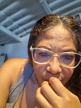 Snapshot of mila38 chatting on 2, 11, 2025 mila38 online show from 2, 11, 2025