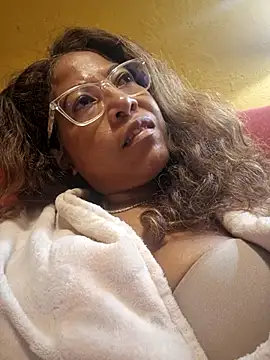 Snapshot of mila38 chatting on 23, 10, 2025 mila38 online show from 23, 10, 2025