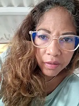 Snapshot of mila38 chatting on 11, 9, 2025 mila38 online show from 11, 9, 2025