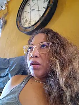 Snapshot of mila38 chatting on 12, 11, 2025 mila38 online show from 12, 11, 2025