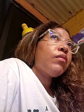 Snapshot of mila38 chatting on 7, 10, 2025 mila38 online show from 7, 10, 2025