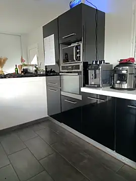 Clara-xoxo online show from 7, 10, 2025