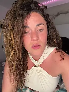 Clara-xoxo online show from 21, 3, 2026