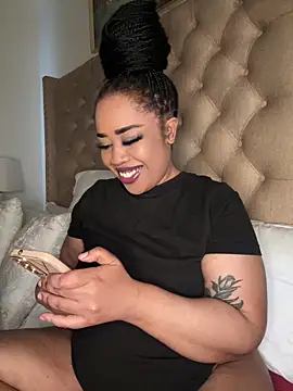 Snapshot of CAMMII_ chatting on 4, 5, 2026 CAMMII online show from 4, 5, 2026