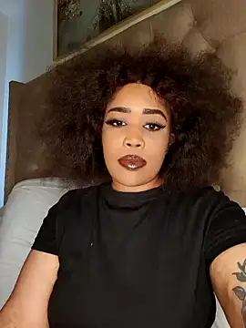 Snapshot of CAMMII_ chatting on 8, 10, 2025 CAMMII online show from 8, 10, 2025