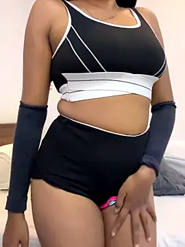 Snapshot of angelwavy chatting on 20, 10, 2025 angelwavy online show from 20, 10, 2025